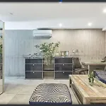 Apartment Neu